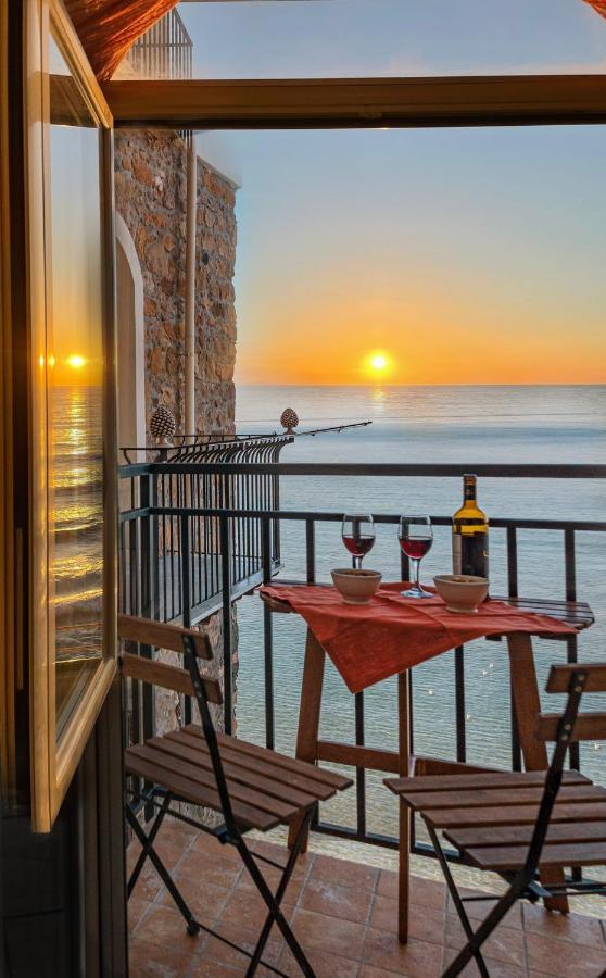 Tramonto Sul Mare Lägenhet Cefalù Exteriör bild